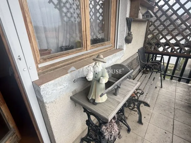 Eladó lakás Oszkó 54 nm