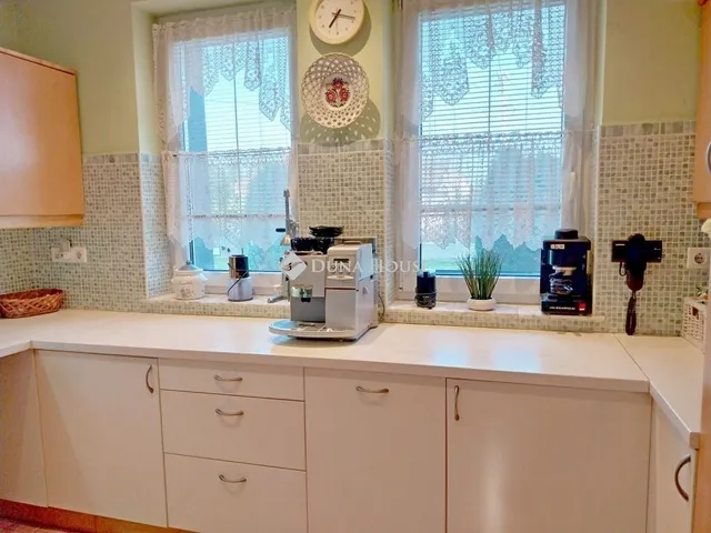 Eladó ház Bő 180 nm