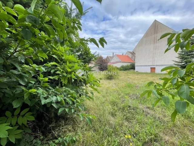 Eladó kereskedelmi és ipari ingatlan Fertőhomok 337 nm