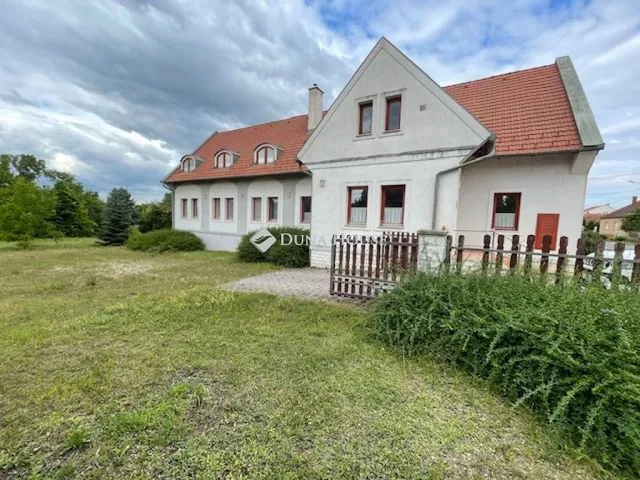 Eladó kereskedelmi és ipari ingatlan Fertőhomok 337 nm