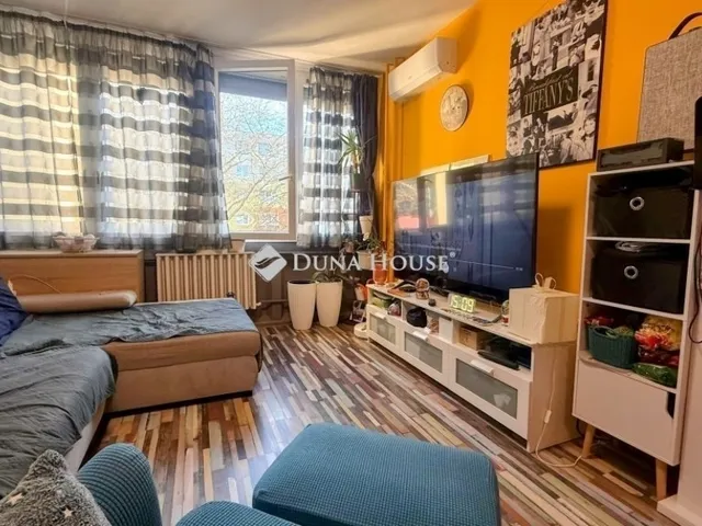 Eladó lakás Szombathely, Derkovits-lakótelep 65 nm