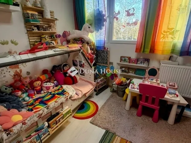 Eladó lakás Szombathely, Derkovits-lakótelep 65 nm