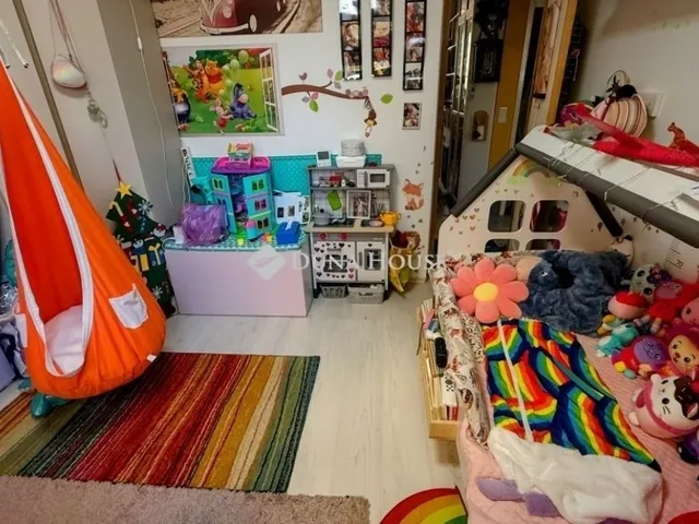 Eladó lakás Szombathely, Derkovits-lakótelep 65 nm