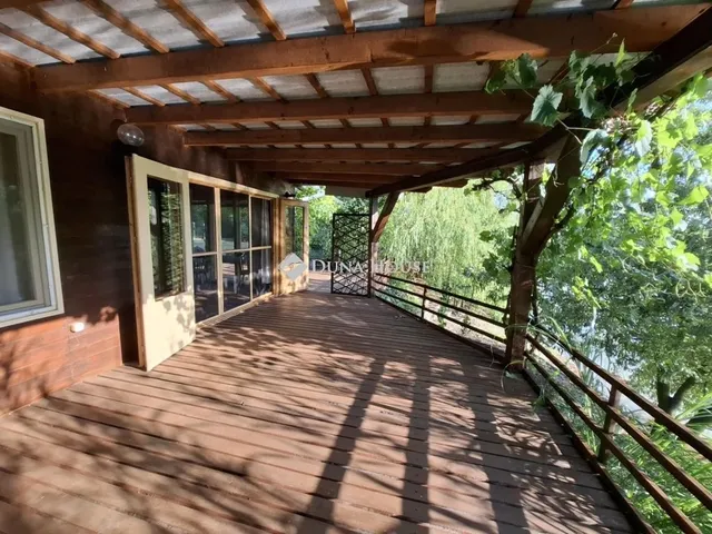 Eladó telek Cirák 728 nm