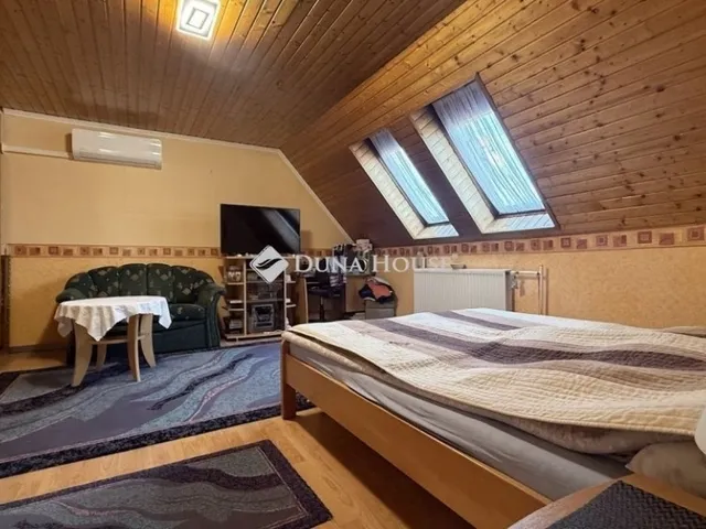 Eladó ház Szombathely, Gyöngyöshermán 166 nm