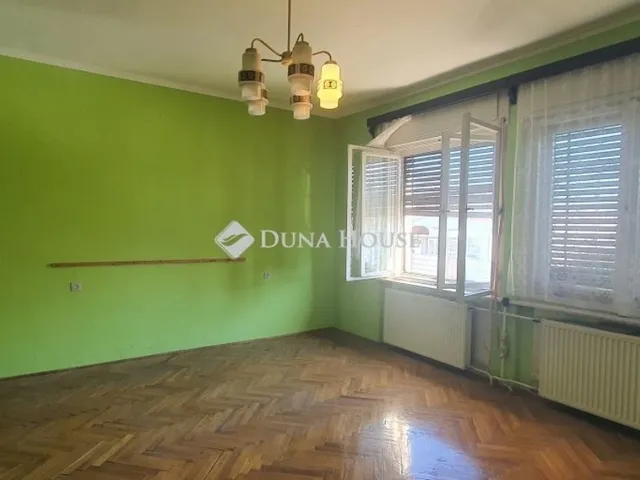 Eladó ház Szombathely, Bébictelep 189 nm
