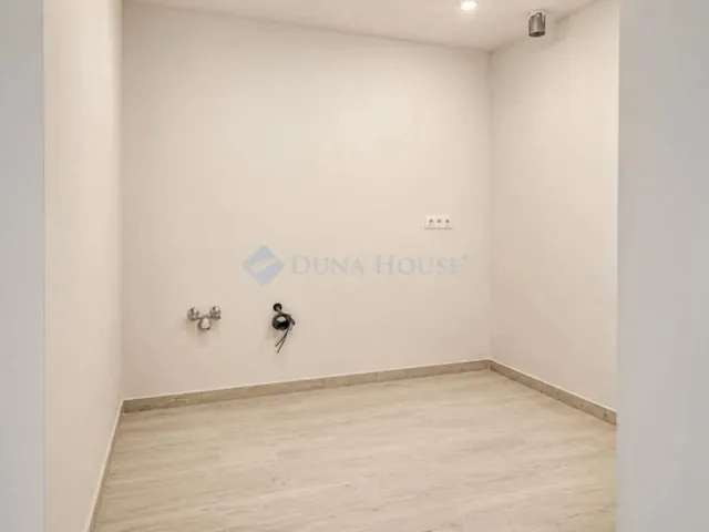 Eladó lakás Sárvár 32 nm