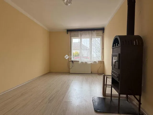Eladó ház Gersekarát 80 nm