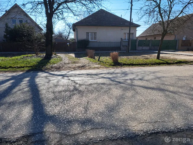 Eladó ház Üllő 100 nm