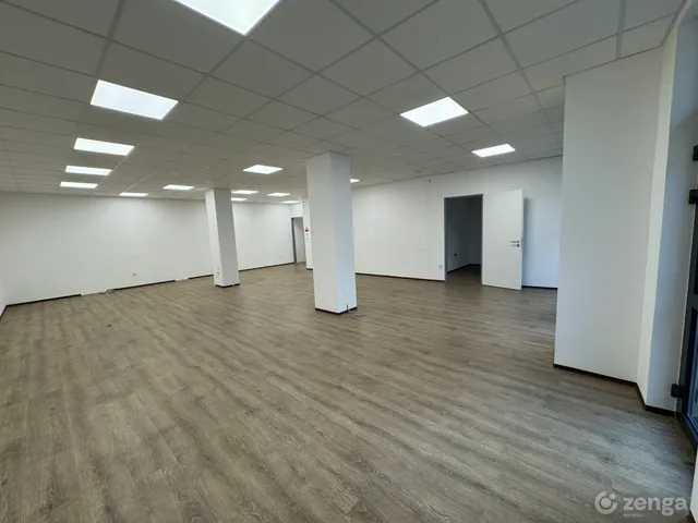 Eladó kereskedelmi és ipari ingatlan Aszód 144 nm