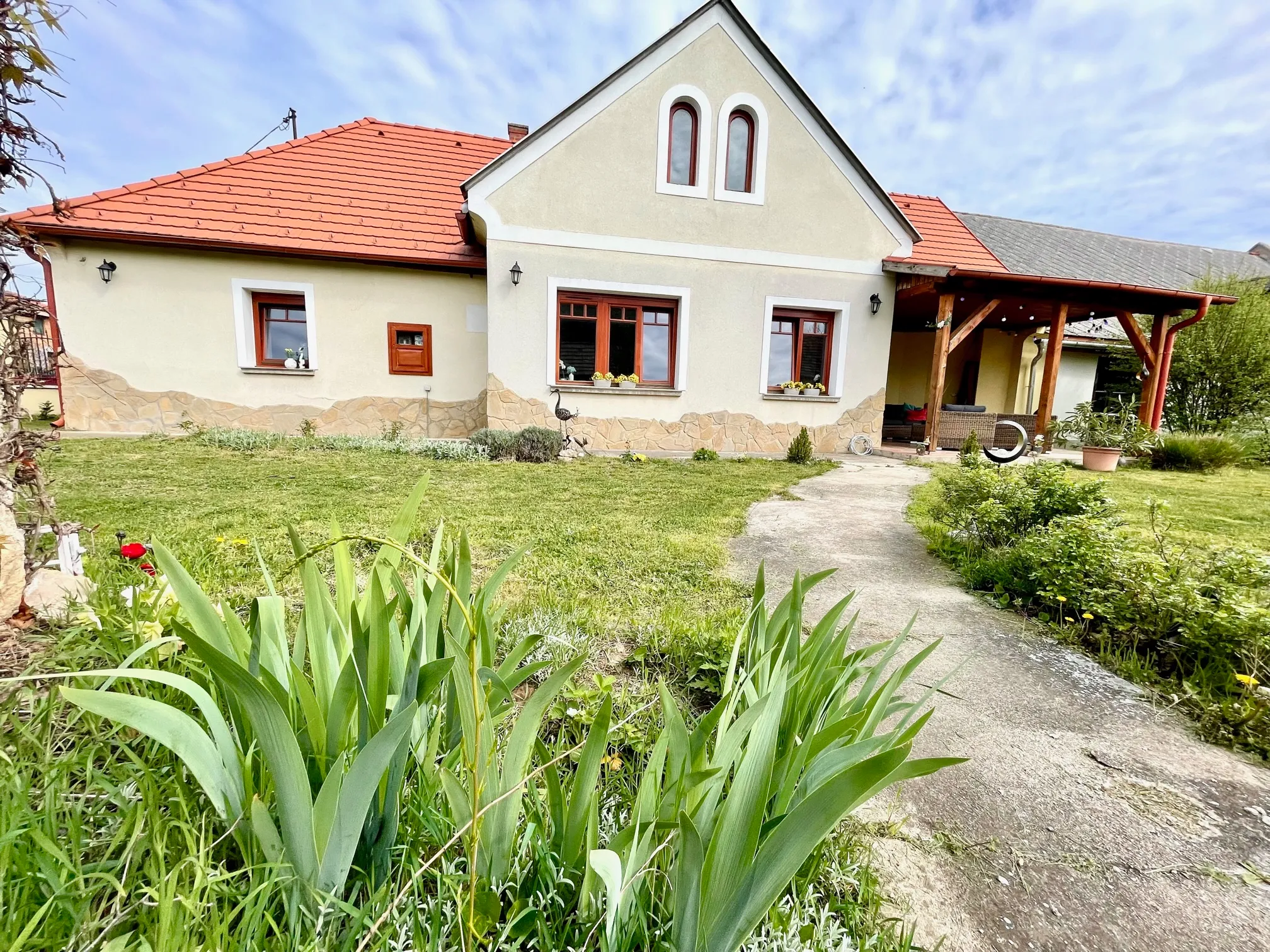 Namas, 100 m²