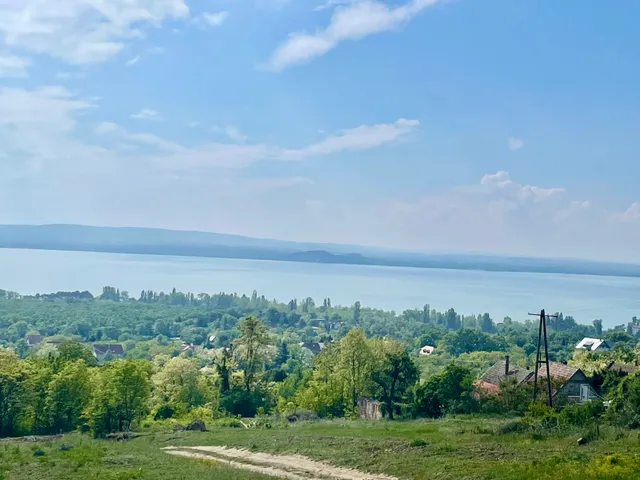 Eladó telek Balatonszepezd, Szepezdfürdő 12701 nm