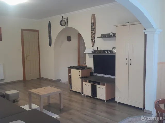 Eladó ház Vámospércs 120 nm
