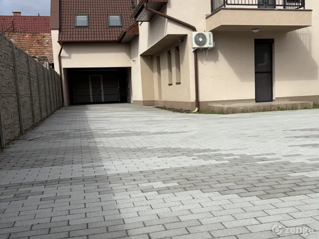 Eladó lakás Eger, Maklárihóstya 41 nm