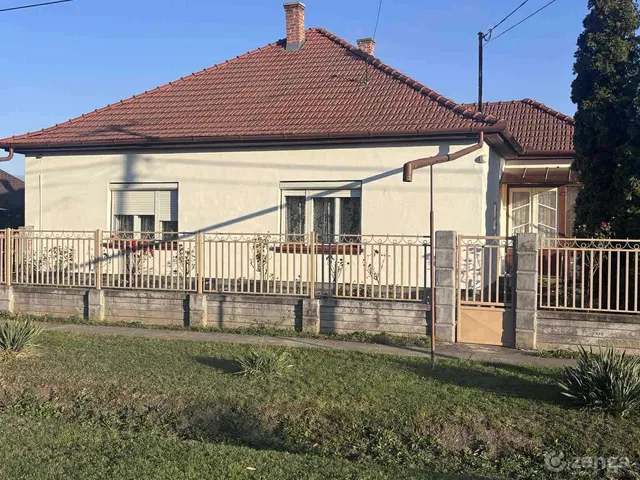 Eladó ház Köröstarcsa 110 nm