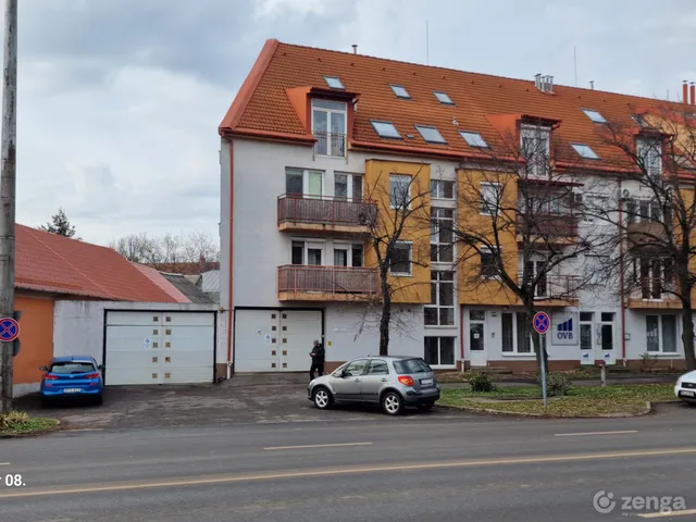 Eladó garázs Debrecen 21 nm