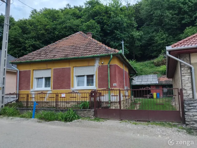 Eladó ház Répáshuta 100 nm