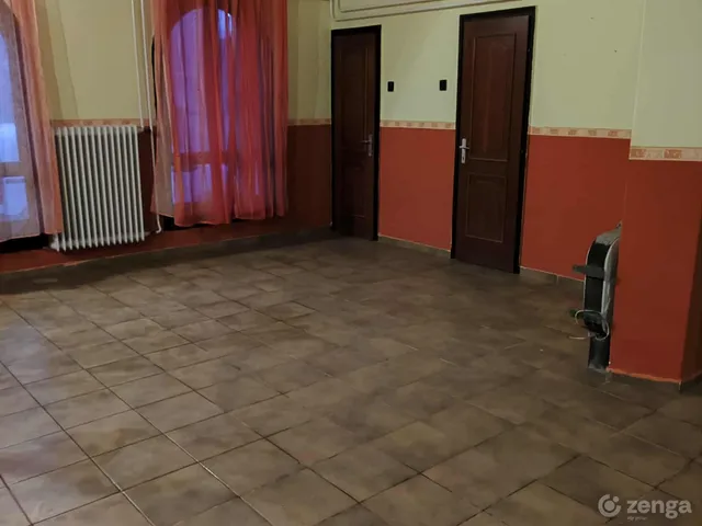 Eladó ház Tolna, Mözs, Szent István utca 300 nm