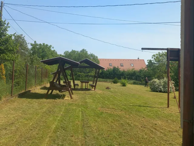 Eladó üdülő és hétvégi ház Zánka 92 nm