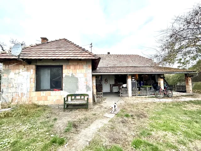 Eladó ház Komárom 77 nm