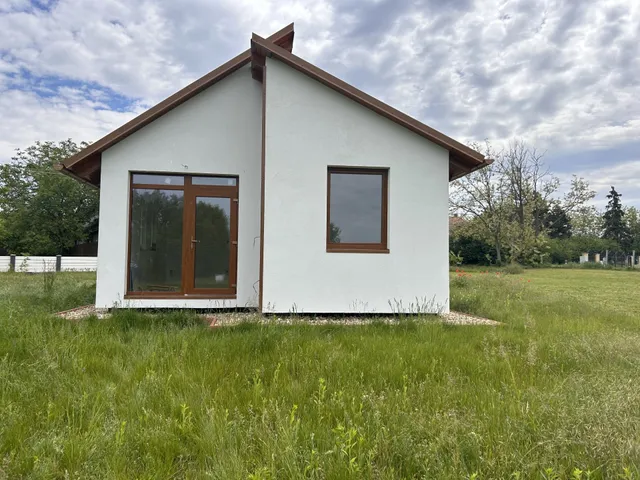 Eladó ház Balatonszárszó 60 nm