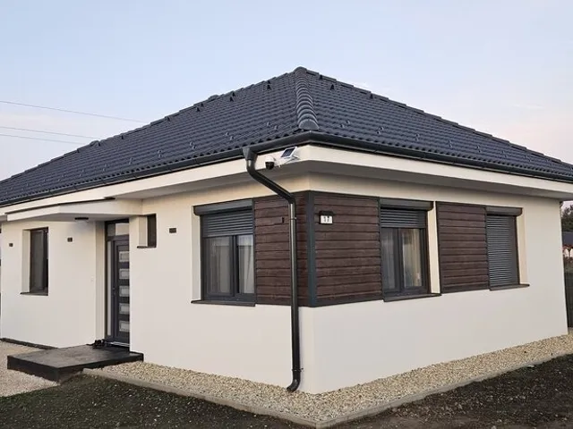 Eladó ház Komárom 70 nm
