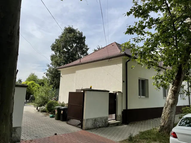 Eladó ház Komárom 124 nm