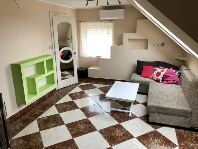 Eladó ház Ács 122 nm