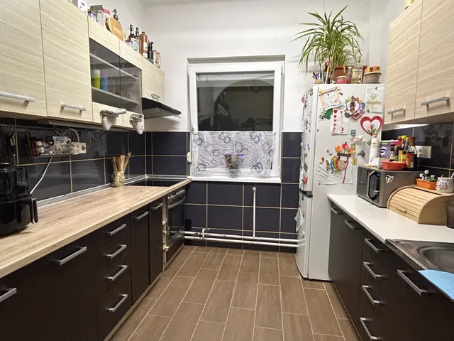 Eladó lakás Komárom 94 nm