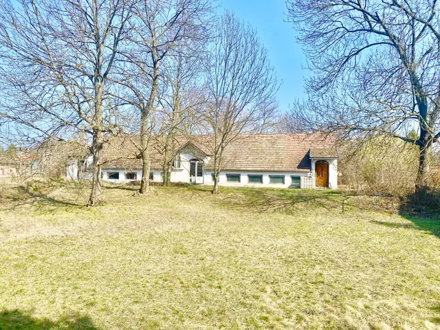 Eladó ház Komárom 213 nm