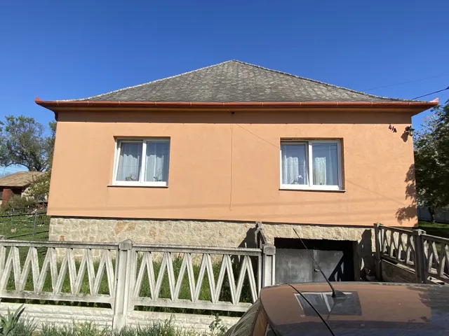 Eladó ház Komárom 100 nm