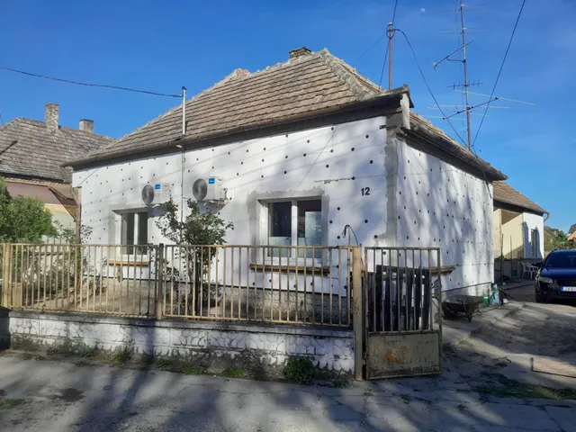 Eladó ház Ács 112 nm