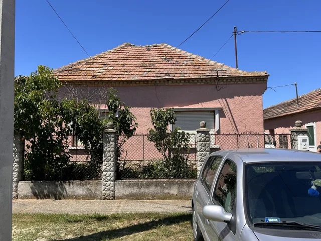 Eladó ház Ács 93 nm