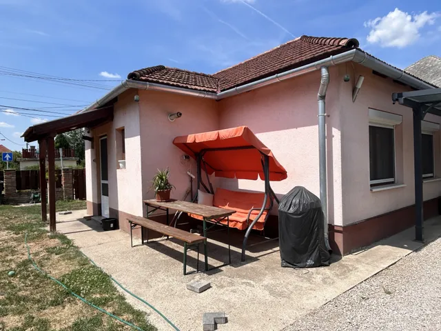 Eladó ház Ács, Vörösmarty u. 50 nm
