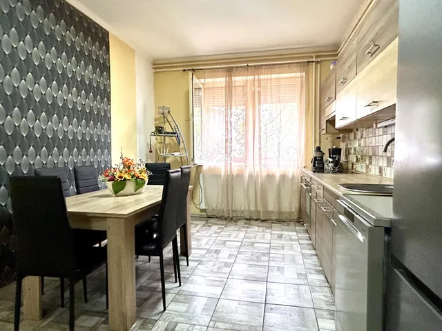 Eladó lakás Komárom 70 nm