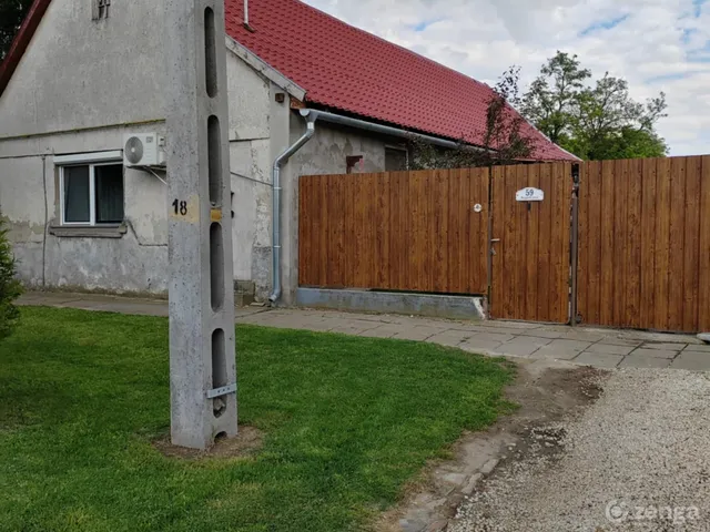 Eladó ház Lajoskomárom 112 nm