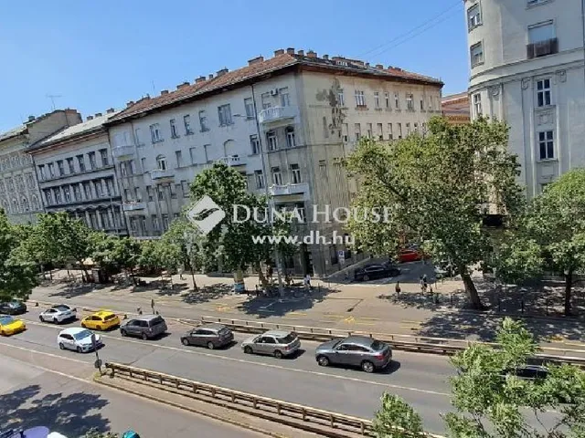 Eladó lakás Budapest VI. kerület 98 nm