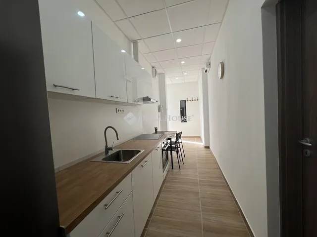 Eladó lakás Budapest VI. kerület 57 nm