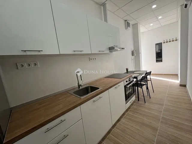 Eladó lakás Budapest VI. kerület 57 nm