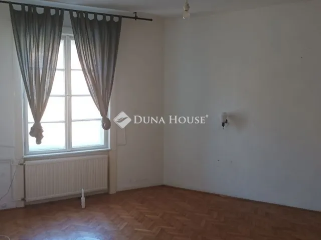 Eladó lakás Budapest VIII. kerület 87 nm