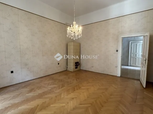 Eladó lakás Budapest VI. kerület 66 nm