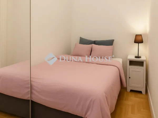 Eladó lakás Budapest VI. kerület 67 nm