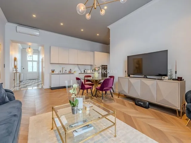 Eladó lakás Budapest VI. kerület 160 nm