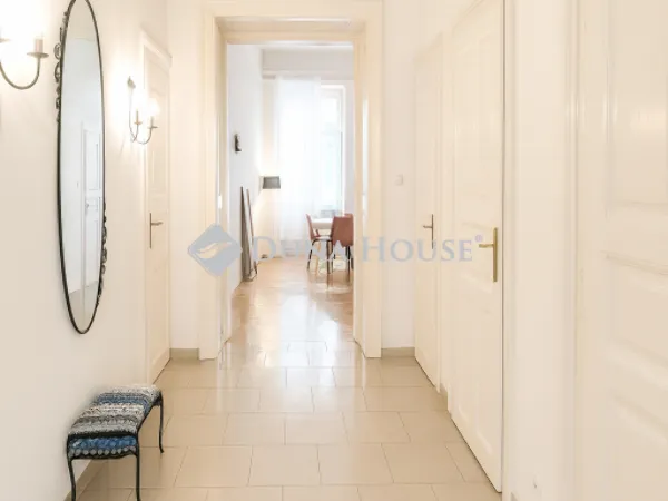 Eladó lakás Budapest VI. kerület 67 nm