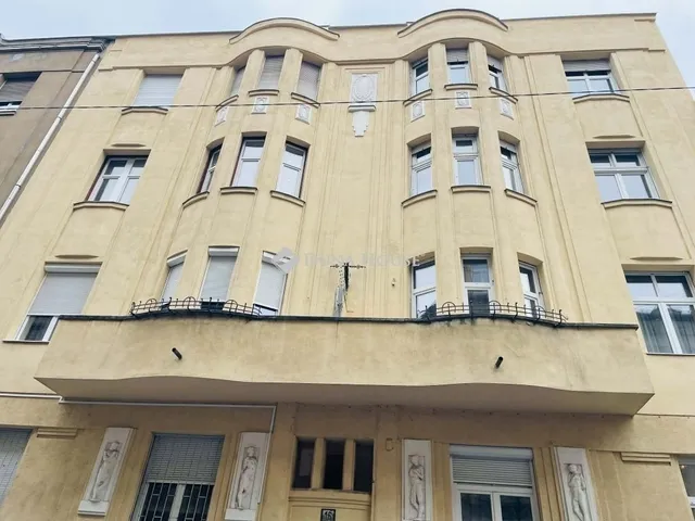 Eladó lakás Budapest VI. kerület 34 nm