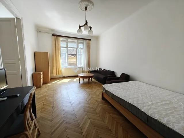 Eladó lakás Budapest VIII. kerület 113 nm