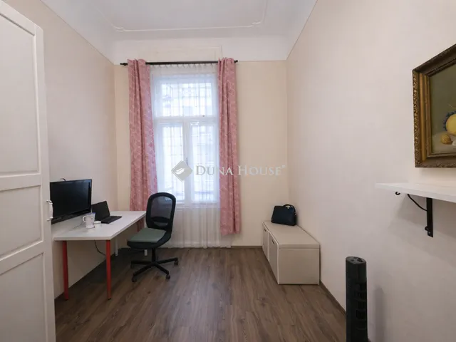 Eladó lakás Budapest VI. kerület 135 nm