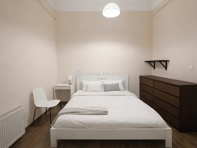 Eladó lakás Budapest VI. kerület 135 nm