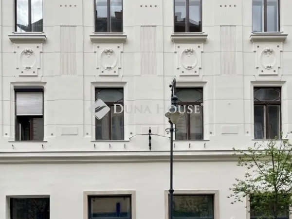 Eladó lakás Budapest VI. kerület 54 nm