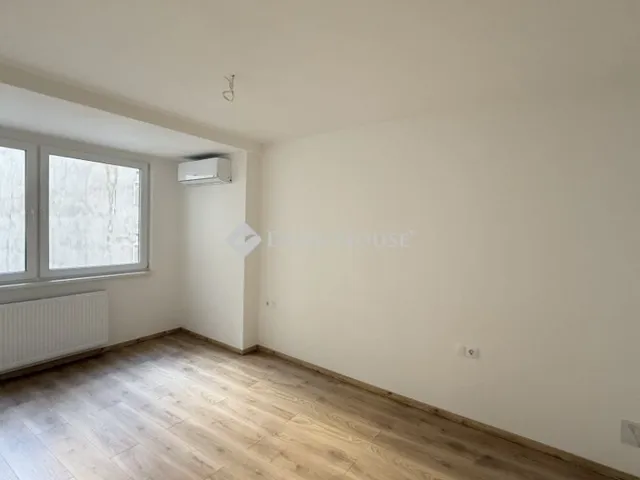 Eladó lakás Budapest VI. kerület 74 nm
